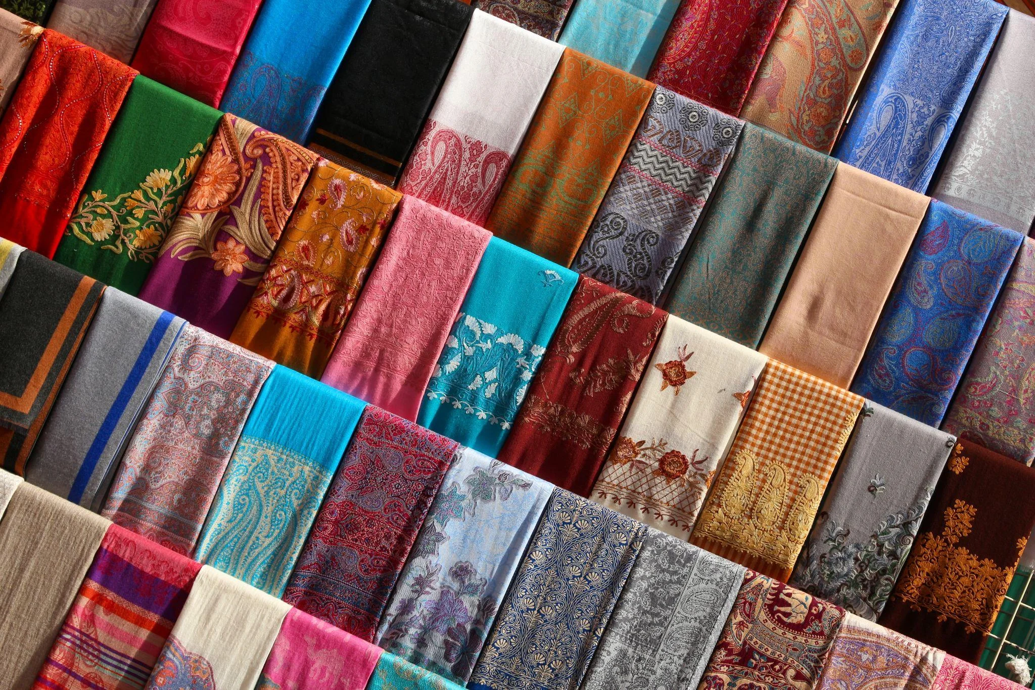 Pashmina & Traditional Textiles